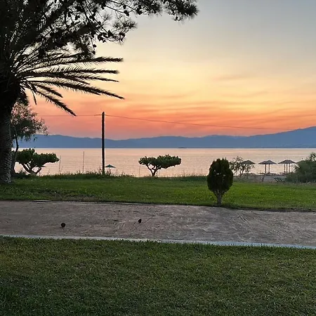 Bouros Seaview Farm Karystos (Evia)